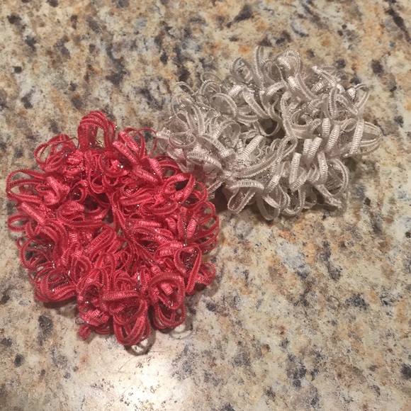 Scrunchie - Picture 5 of 5